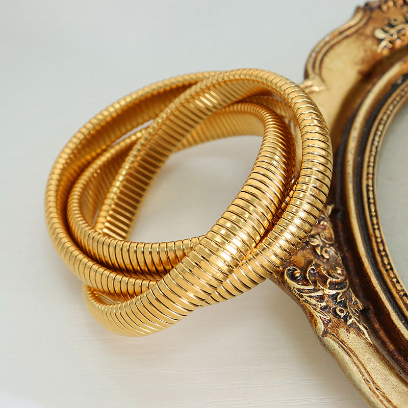 18K gold fashionable three-layer interlocking thread design simple style bracelet