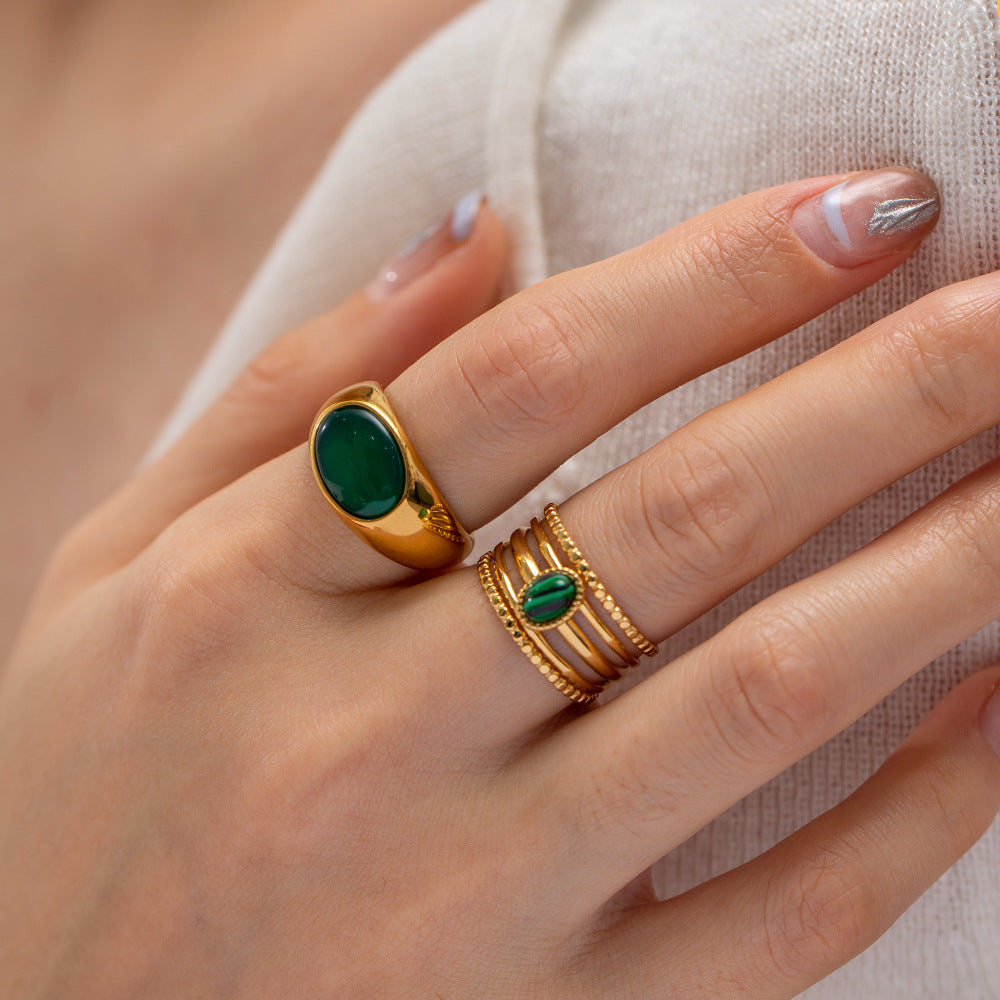 18K Gold Exquisitely Inlaid Oval Natural Chrysoprase Versatile Ring